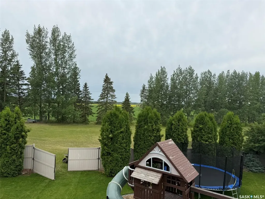 4018 3rd Street N Edam SK S0M 0V0