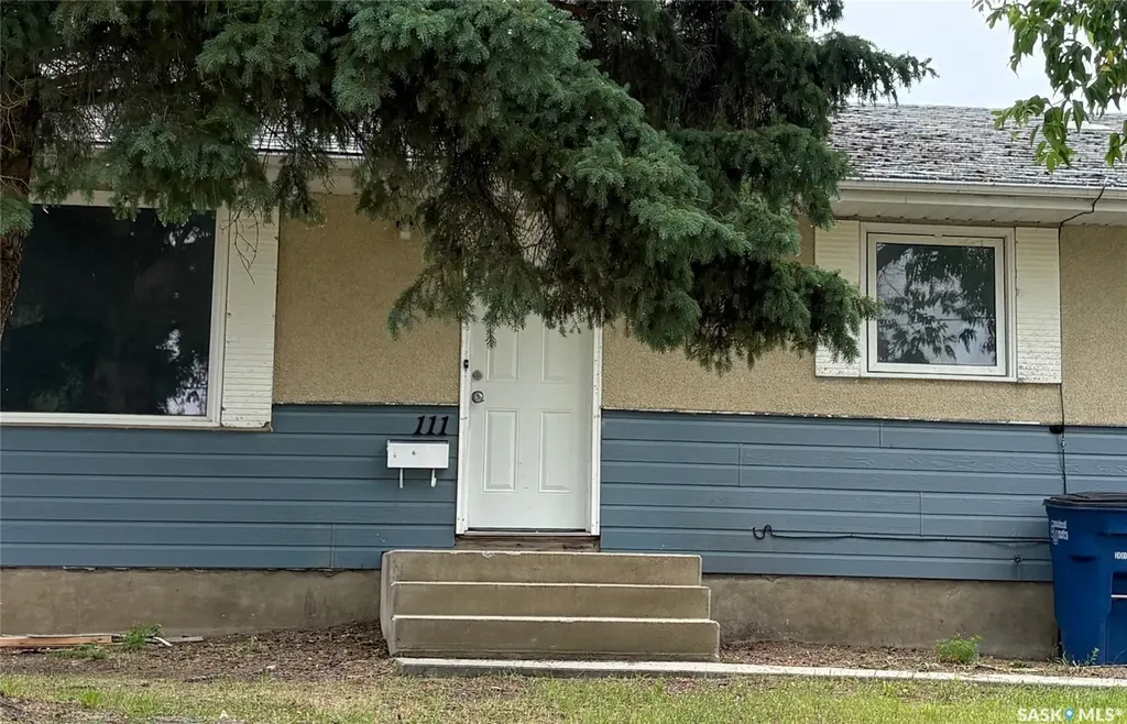 111-115 Mill Avenue N Big River SK S0J 0E0