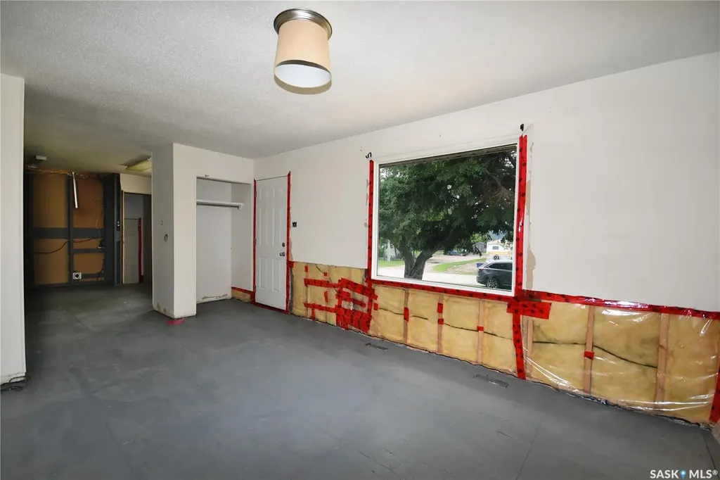 111-115 Mill Avenue N Big River SK S0J 0E0