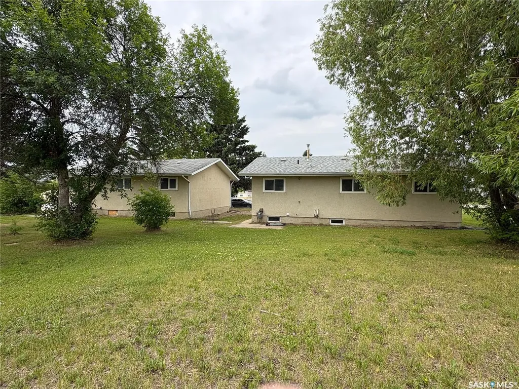 111-115 Mill Avenue N Big River SK S0J 0E0
