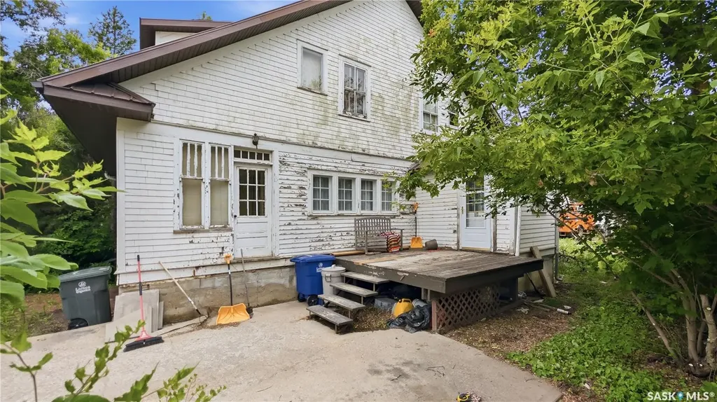 117 3rd Avenue W Rosetown SK S0L 2V0
