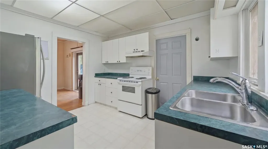 117 3rd Avenue W Rosetown SK S0L 2V0