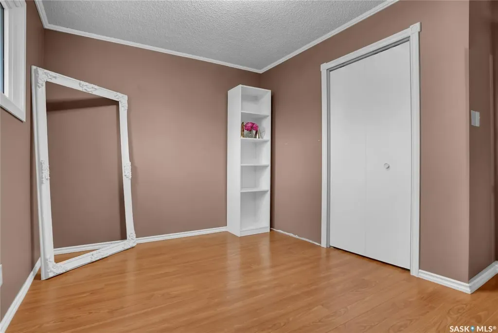 1538 Smith Street Moose Jaw SK S6H 6V8