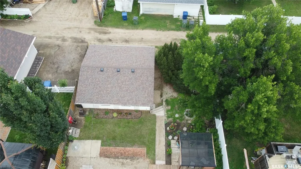 1538 Smith Street Moose Jaw SK S6H 6V8