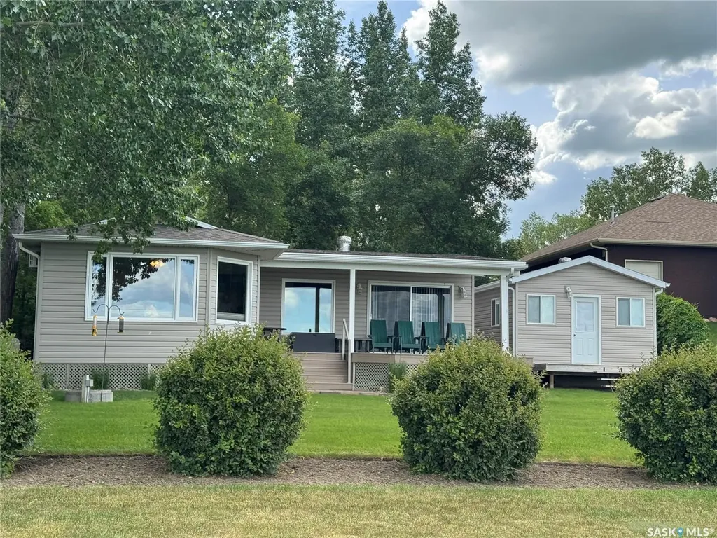 29 Mallard Street W Wood River Rm No. 74 SK S0H 2K0