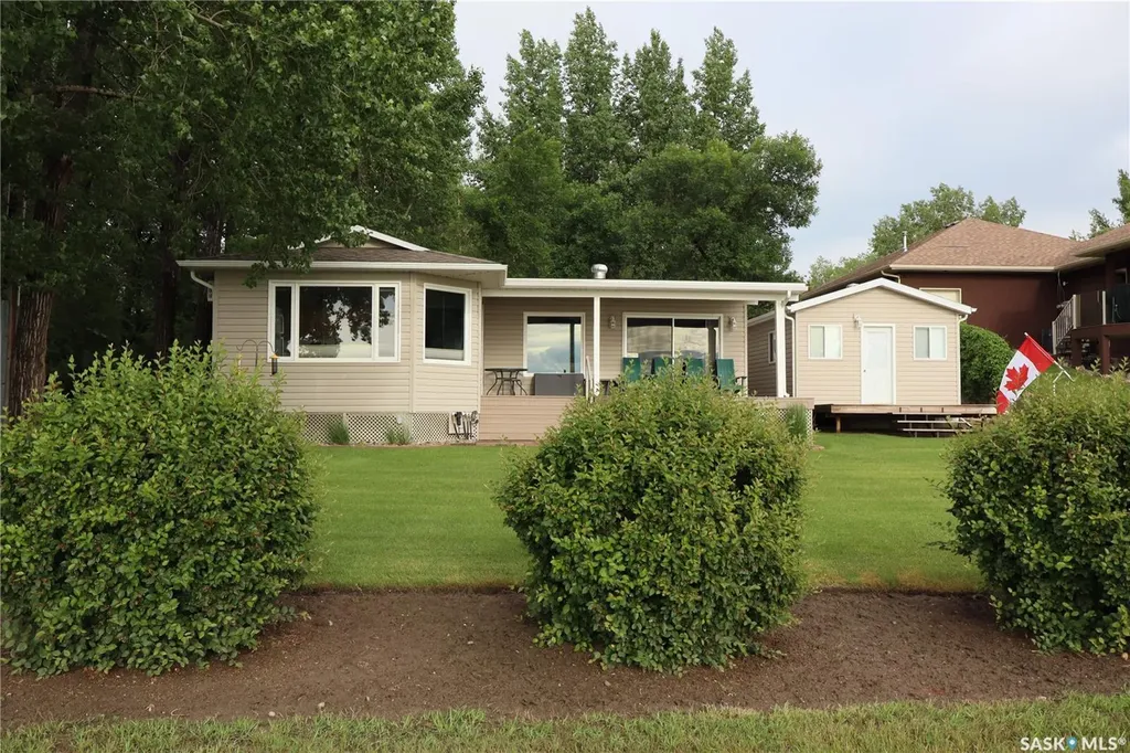 29 Mallard Street W Wood River Rm No. 74 SK S0H 2K0
