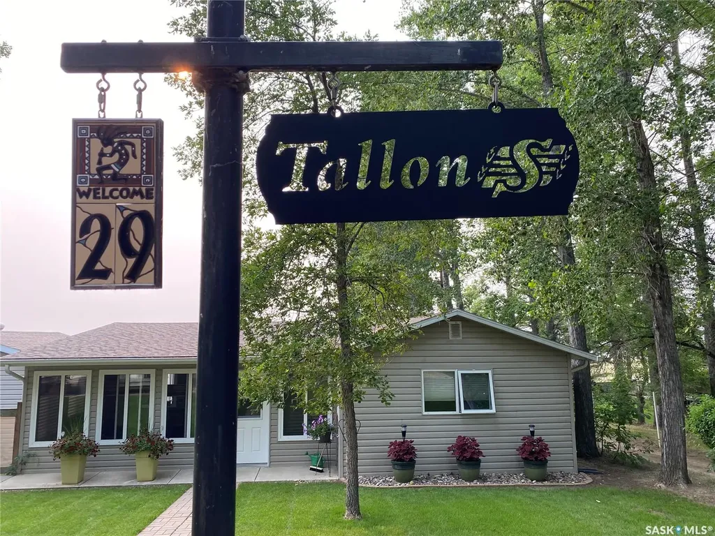 29 Mallard Street W Wood River Rm No. 74 SK S0H 2K0