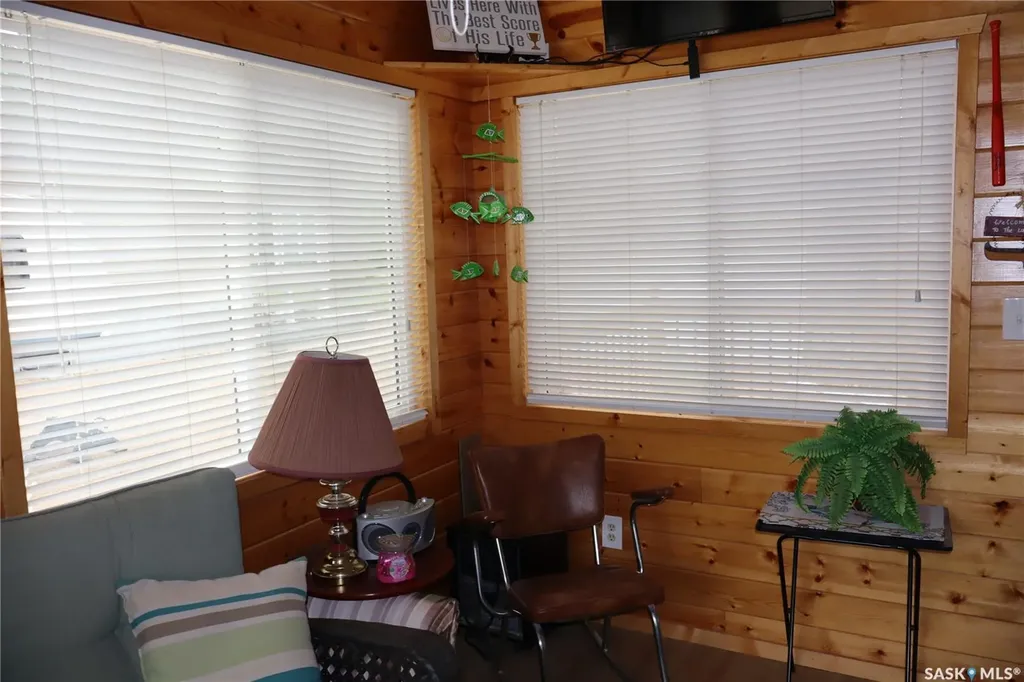 60 Pelican Street E Wood River Rm No. 74 SK S0H 2K0