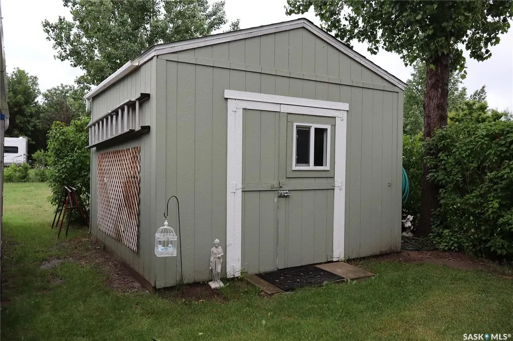 60 Pelican Street E Wood River Rm No. 74 SK S0H 2K0