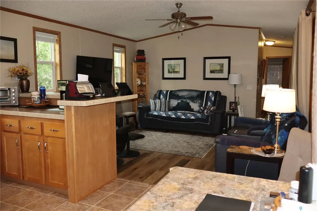 60 Pelican Street E Wood River Rm No. 74 SK S0H 2K0