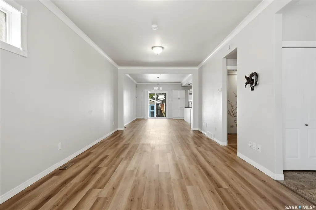 1950 Retallack Street Regina SK S4T 2J9
