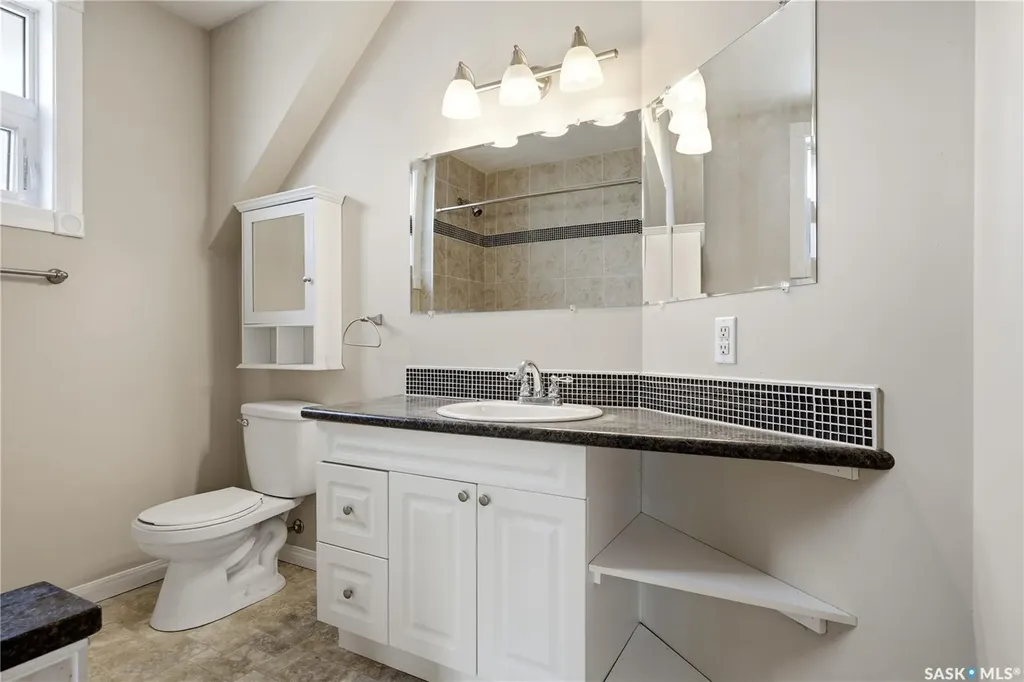 1950 Retallack Street Regina SK S4T 2J9