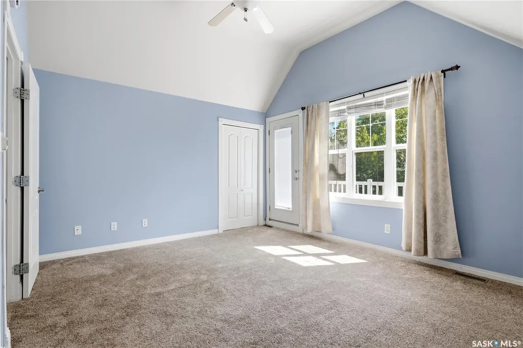 1950 Retallack Street Regina SK S4T 2J9