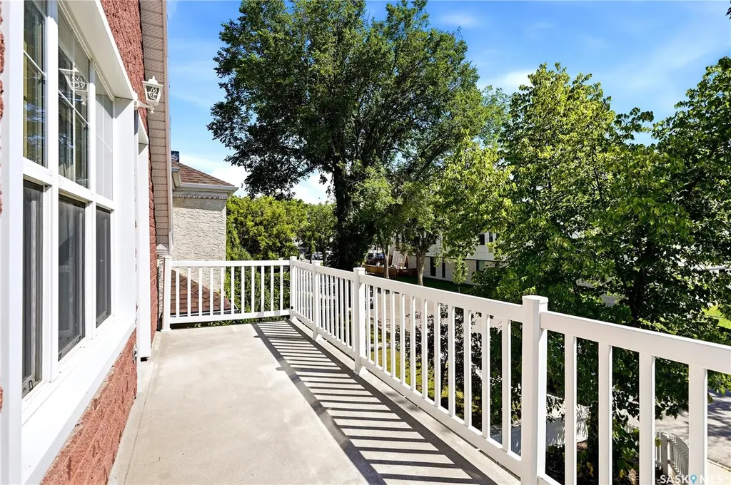 1950 Retallack Street Regina SK S4T 2J9
