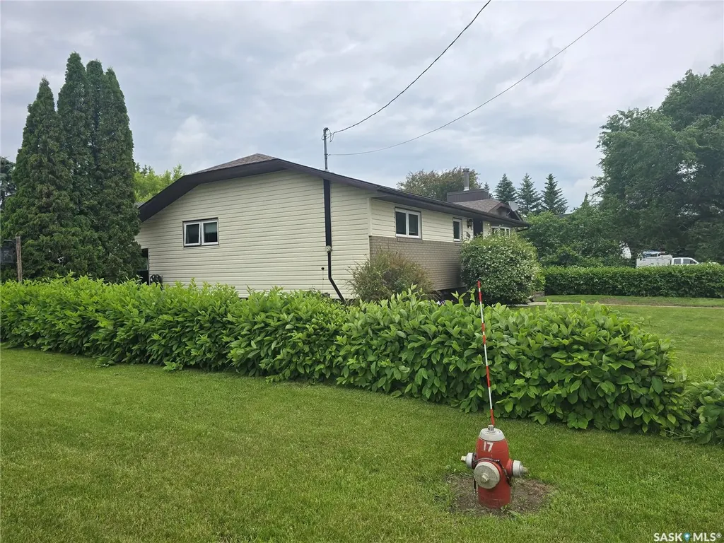 700 Saskatchewan Avenue Grenfell SK S0G 2B0