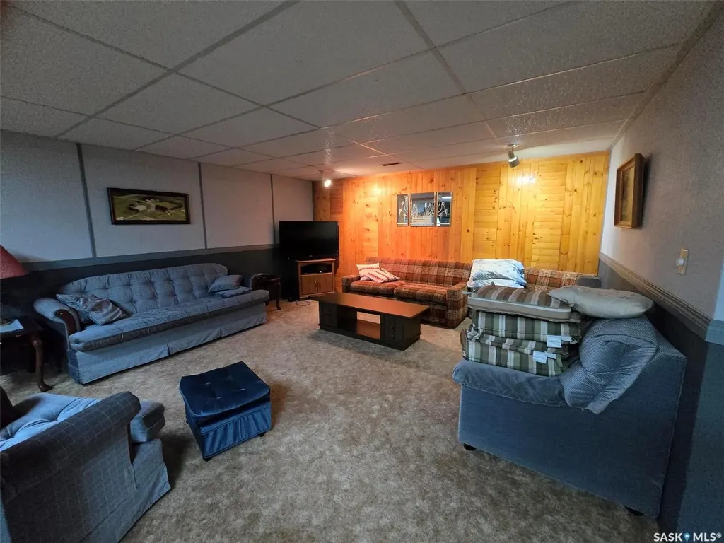 700 Saskatchewan Avenue Grenfell SK S0G 2B0