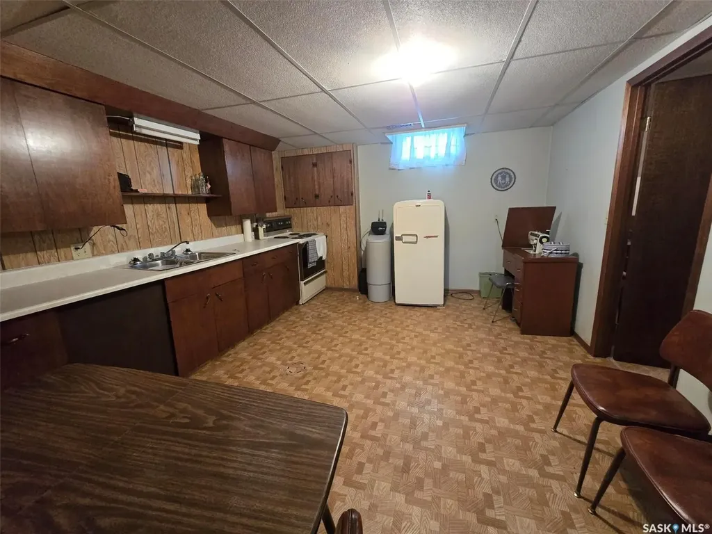 700 Saskatchewan Avenue Grenfell SK S0G 2B0