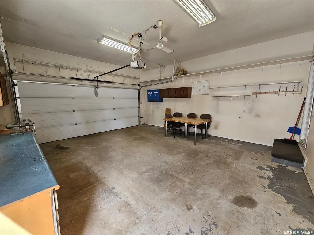 132 10th Avenue E Unity SK S0K 4L0