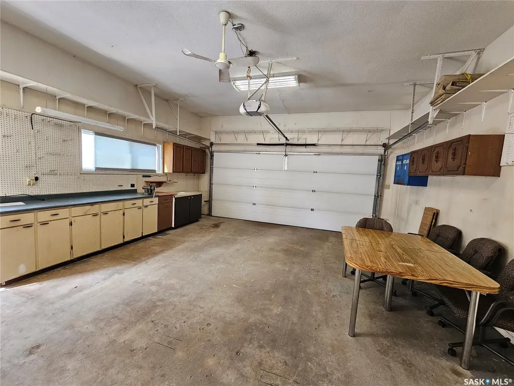 132 10th Avenue E Unity SK S0K 4L0