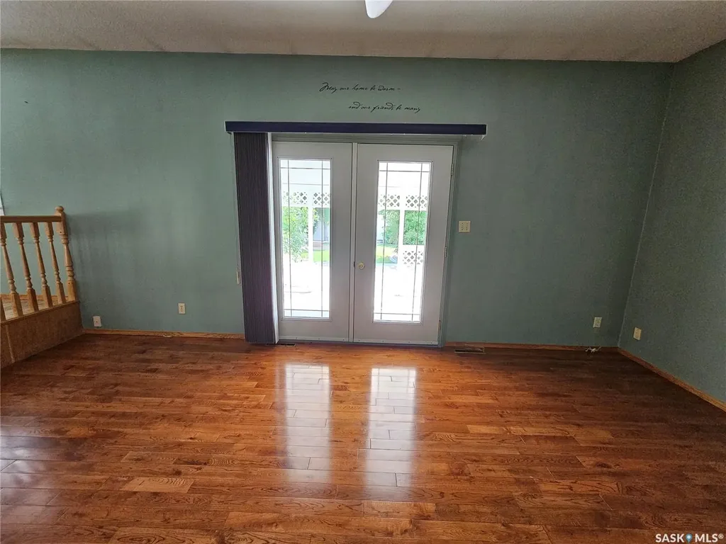 132 10th Avenue E Unity SK S0K 4L0
