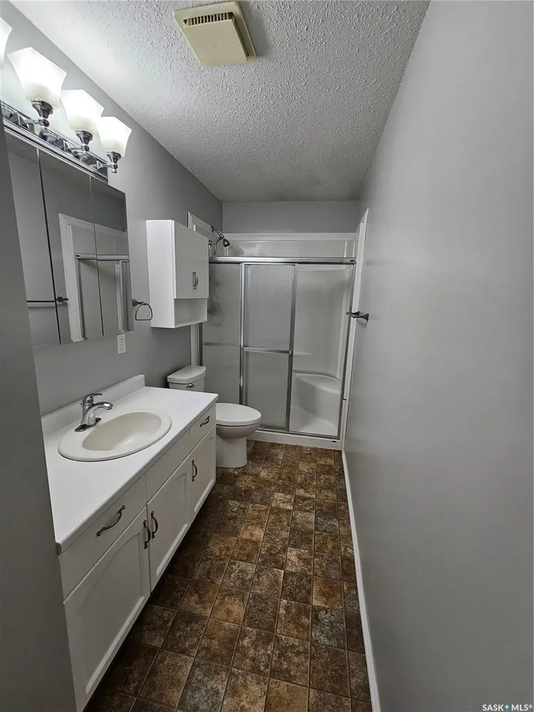 132 10th Avenue E Unity SK S0K 4L0