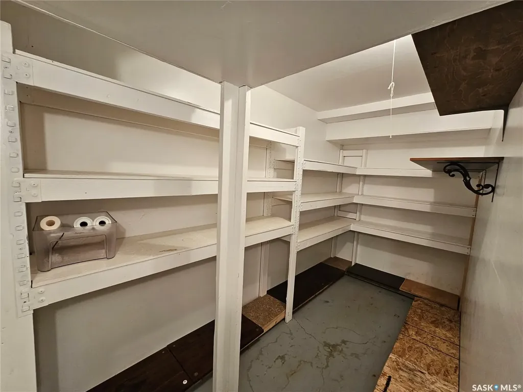132 10th Avenue E Unity SK S0K 4L0