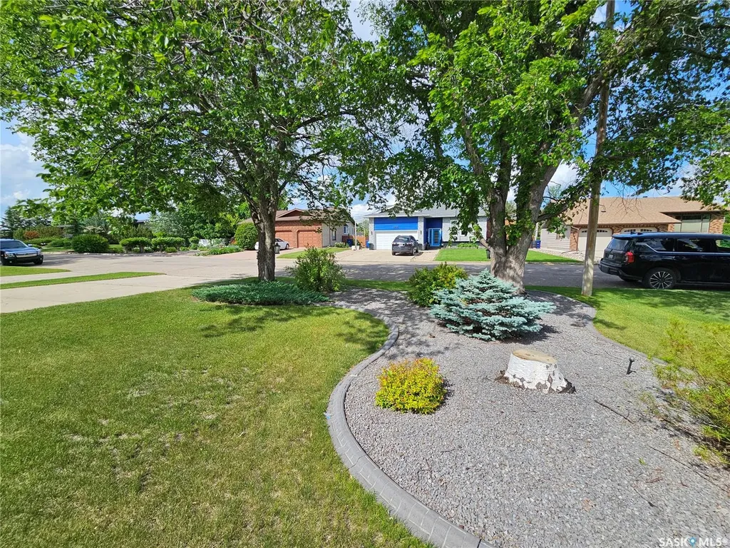 132 10th Avenue E Unity SK S0K 4L0