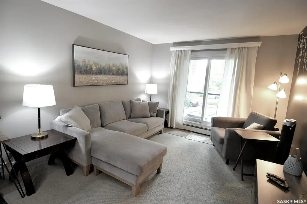 441 4th Avenue N Saskatoon SK S7K 2M4