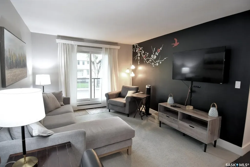 441 4th Avenue N Saskatoon SK S7K 2M4