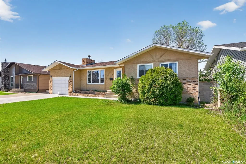 22 Edelweiss Crescent Moose Jaw SK S6J 1E5