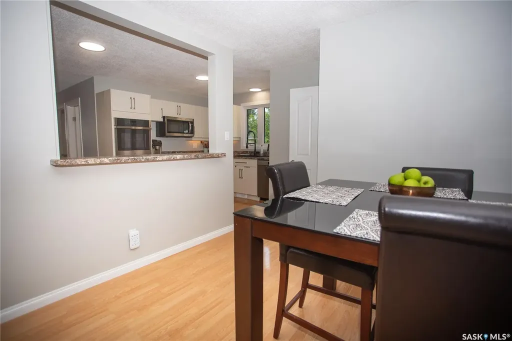 365 Waterloo Crescent Saskatoon SK S7H 4H7