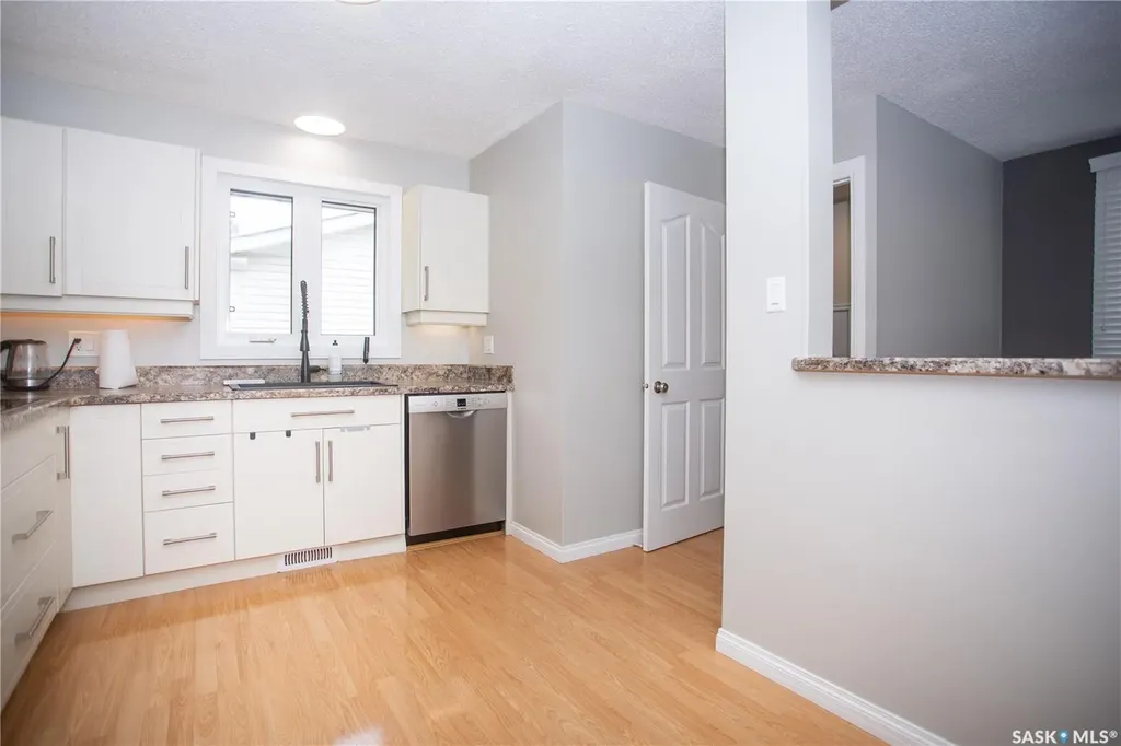 365 Waterloo Crescent Saskatoon SK S7H 4H7