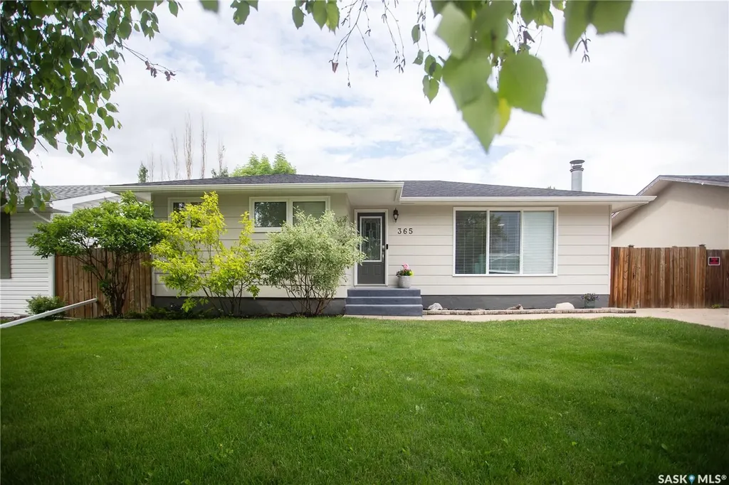 365 Waterloo Crescent Saskatoon SK S7H 4H7