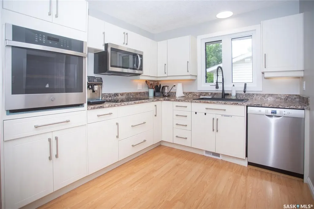 365 Waterloo Crescent Saskatoon SK S7H 4H7