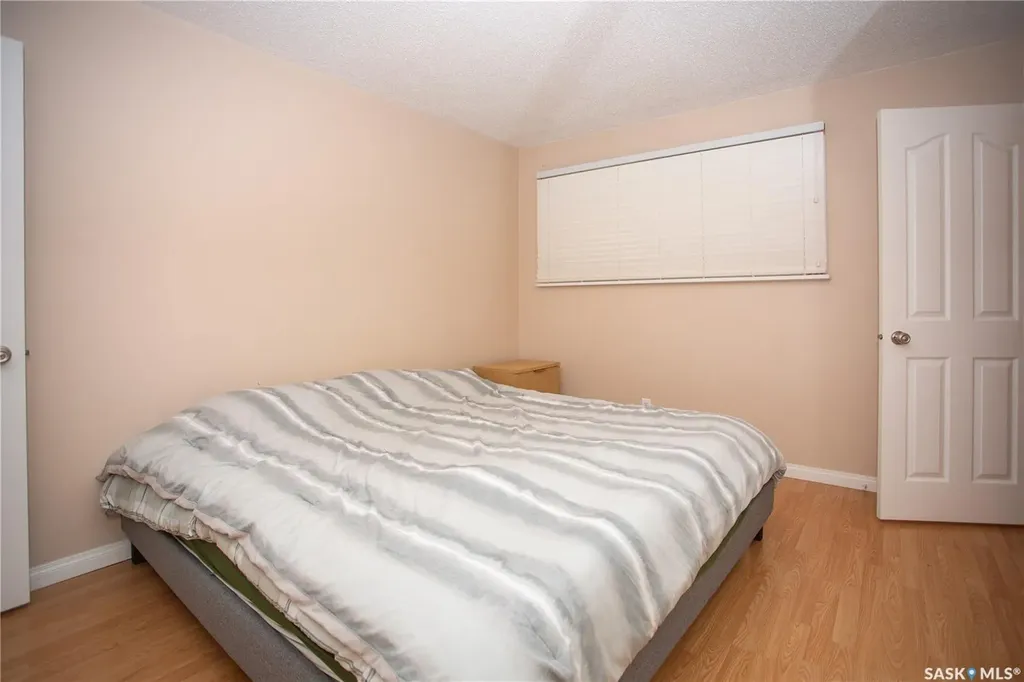 365 Waterloo Crescent Saskatoon SK S7H 4H7