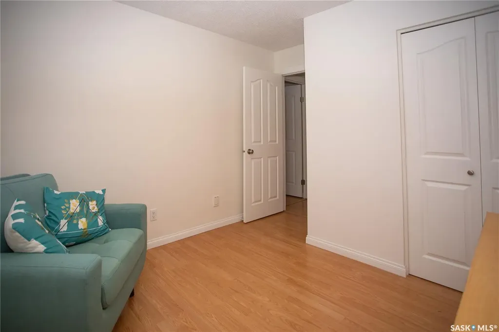 365 Waterloo Crescent Saskatoon SK S7H 4H7