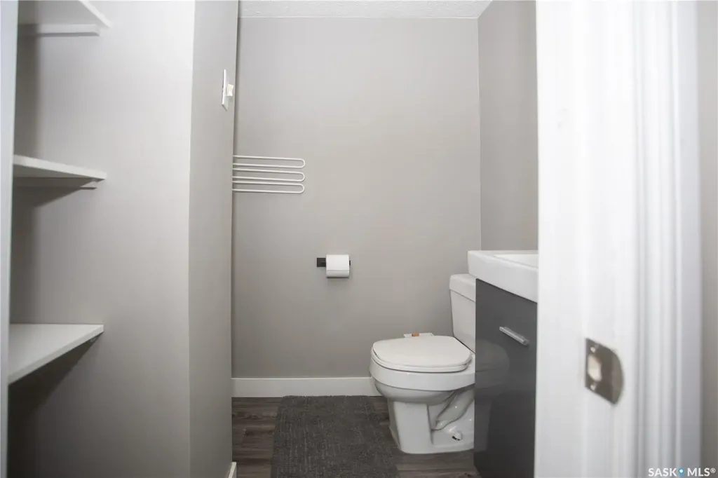 365 Waterloo Crescent Saskatoon SK S7H 4H7