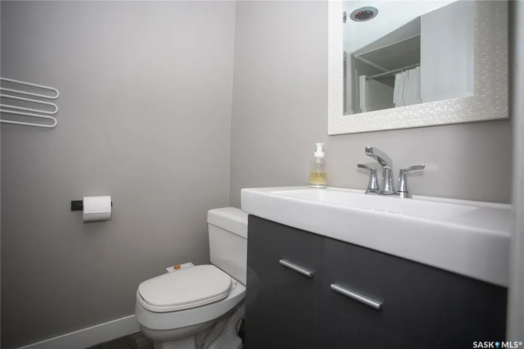 365 Waterloo Crescent Saskatoon SK S7H 4H7
