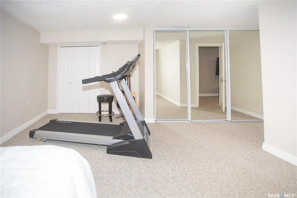 365 Waterloo Crescent Saskatoon SK S7H 4H7