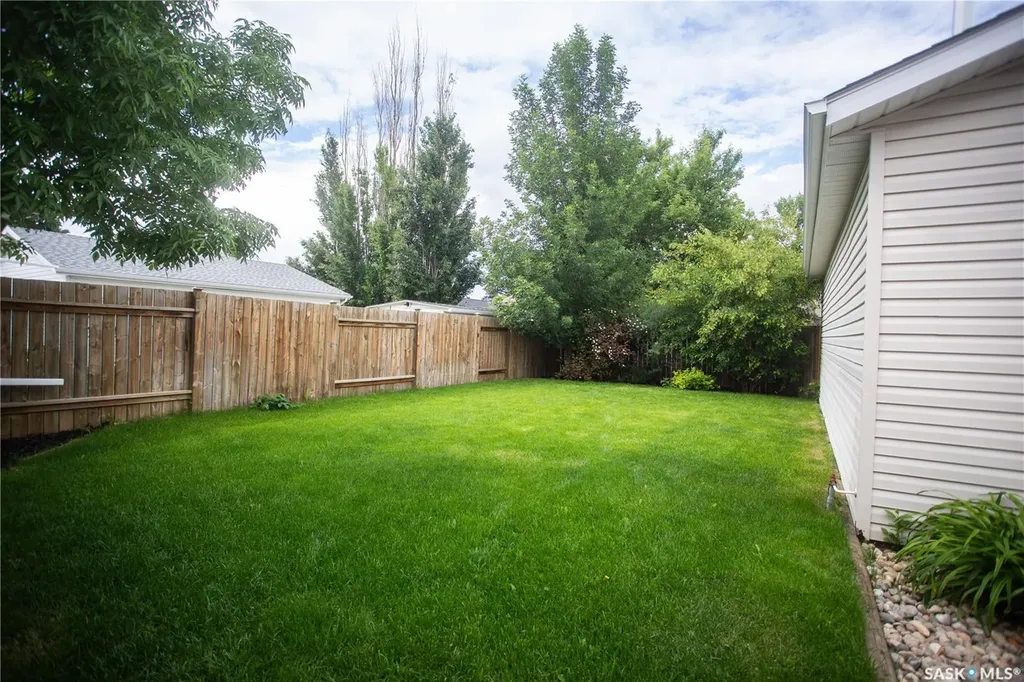 365 Waterloo Crescent Saskatoon SK S7H 4H7