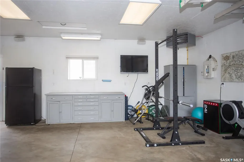 365 Waterloo Crescent Saskatoon SK S7H 4H7