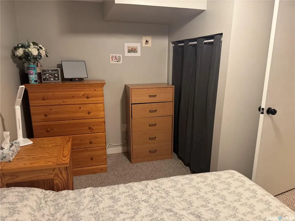 23 Dunning Crescent Saskatoon SK S7J 2S6