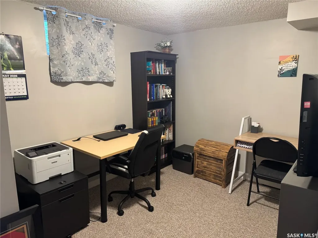 23 Dunning Crescent Saskatoon SK S7J 2S6