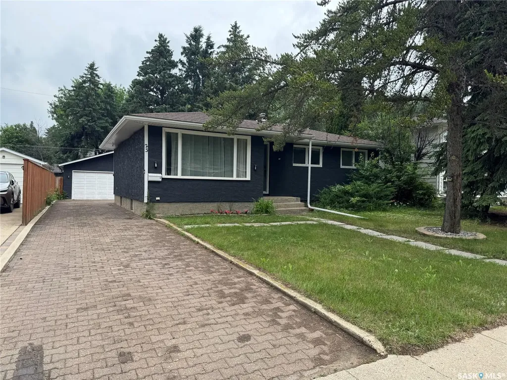 23 Dunning Crescent Saskatoon SK S7J 2S6
