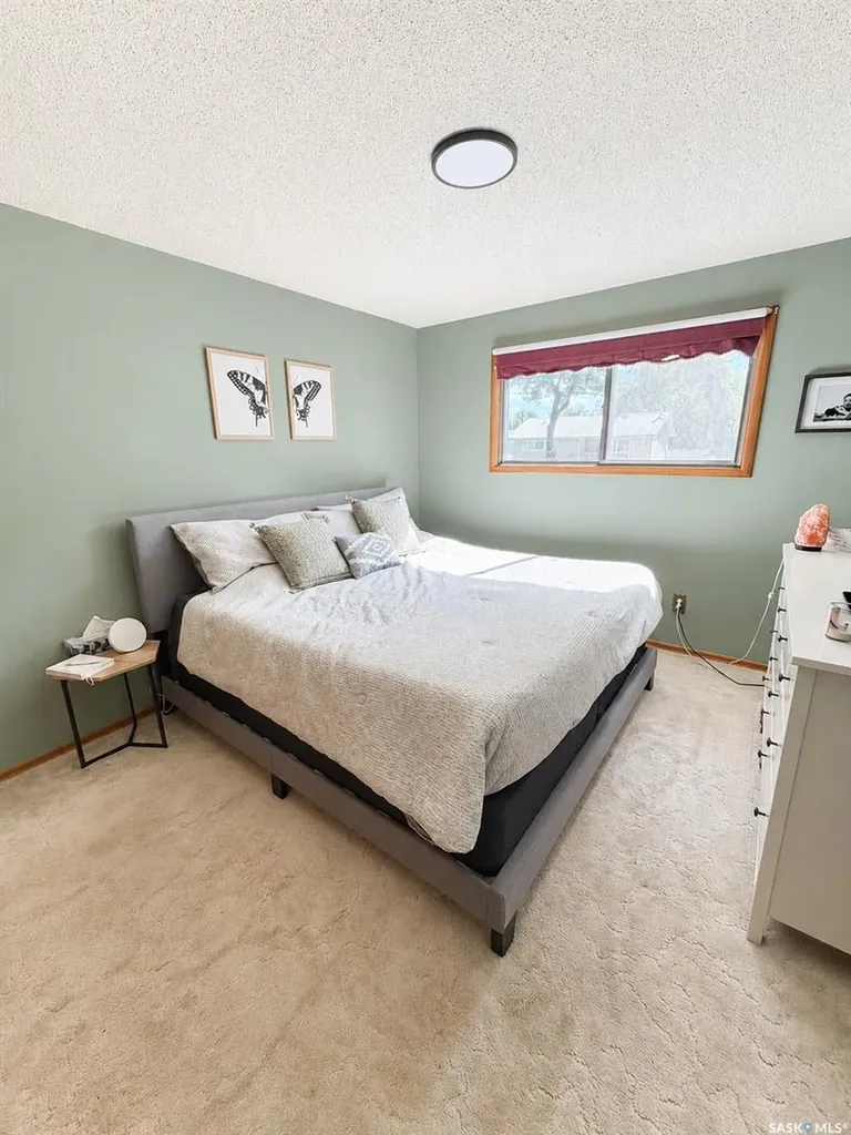 4266 Price Avenue Gull Lake SK S0N 1A0