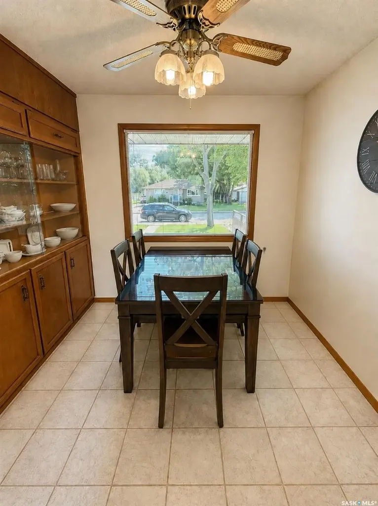 4266 Price Avenue Gull Lake SK S0N 1A0