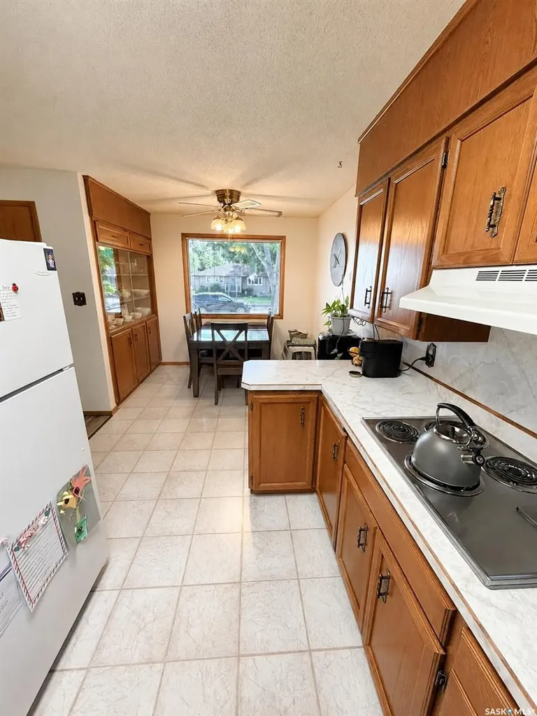 4266 Price Avenue Gull Lake SK S0N 1A0