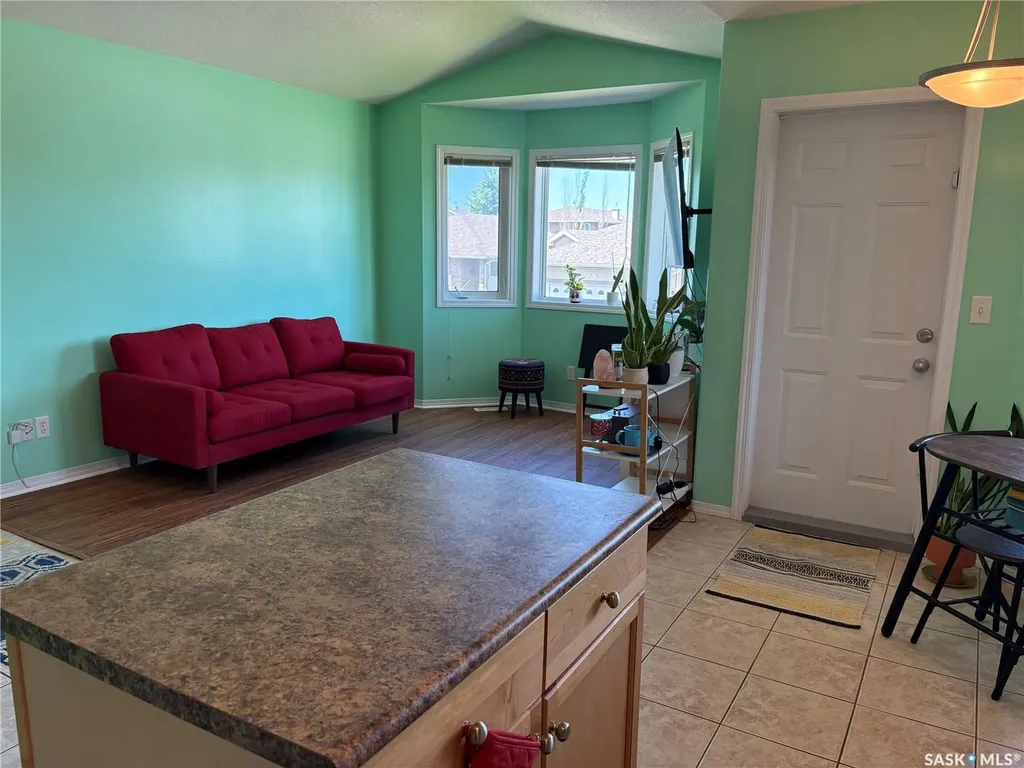 4080 Buckingham Drive E Regina SK S4V 3E9