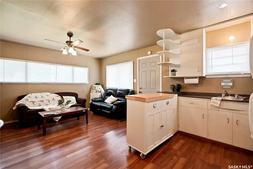 982 Terry Street Cochin SK S0L 0M0