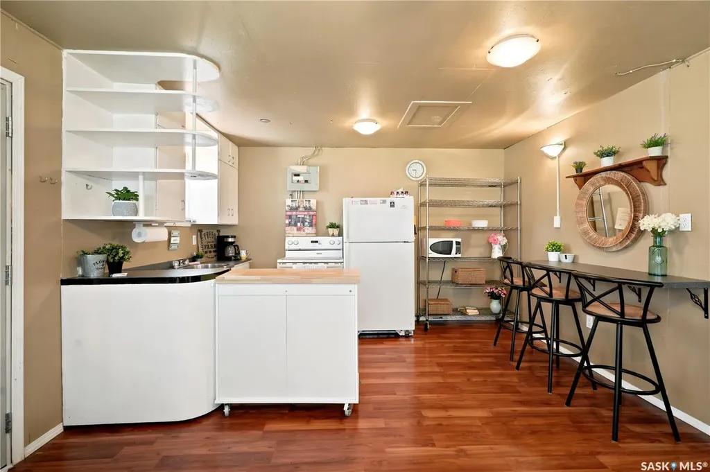 982 Terry Street Cochin SK S0L 0M0